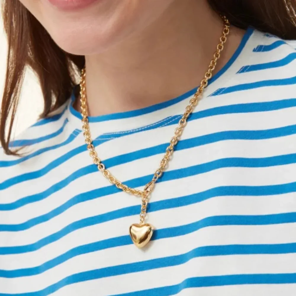 BEST Roxanne Assoulin The Mini Puffy Heart Necklace in Gold_2